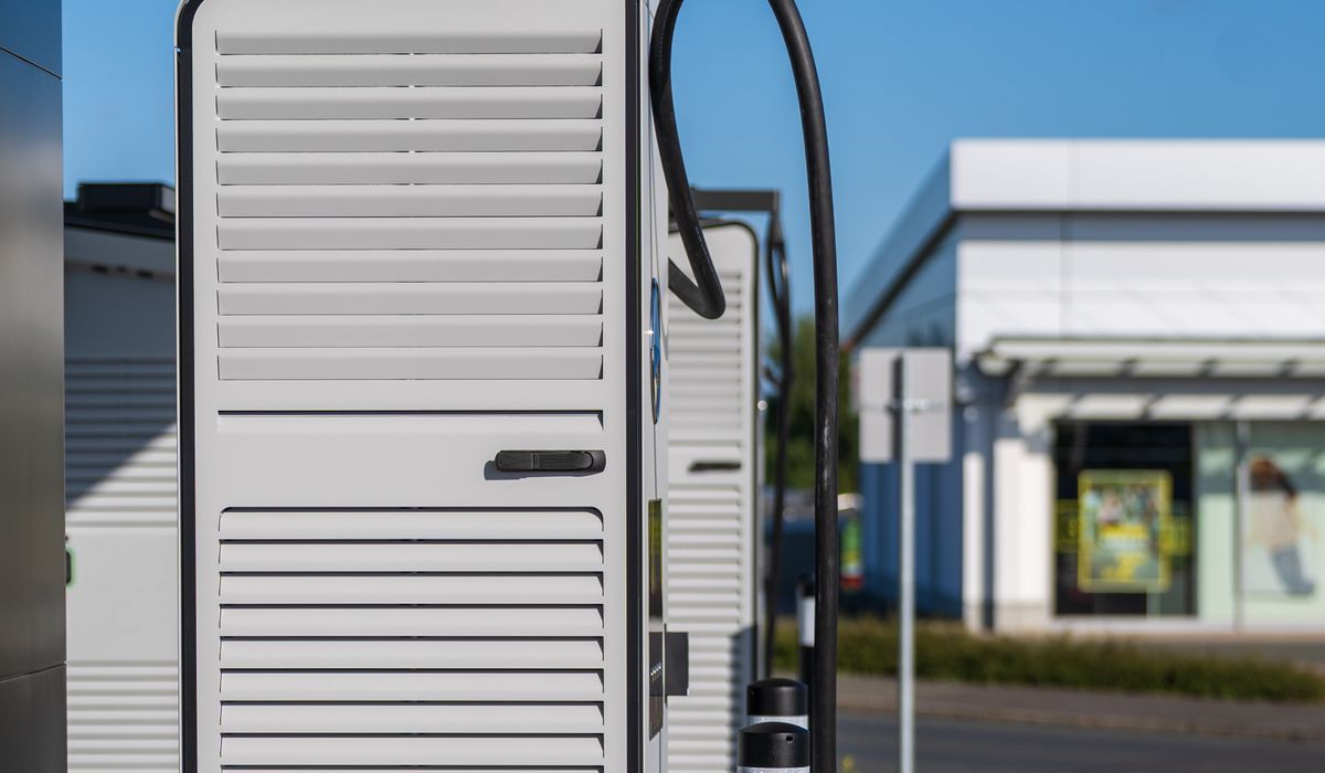 Planning a long journey in an electric vehicle
